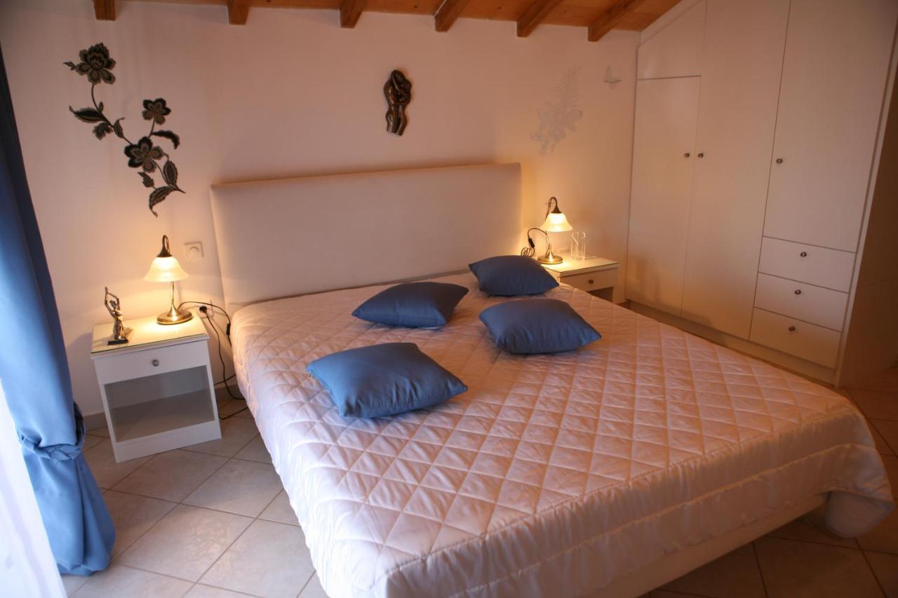 Aristotelis Apartment *