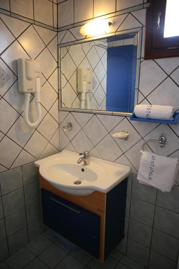 Aristotelis Apartment *