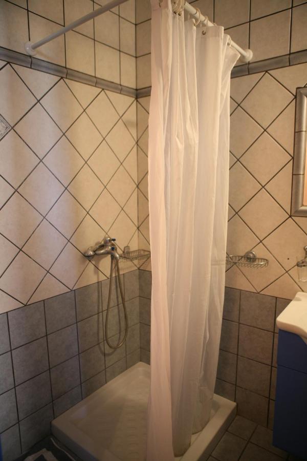 Aristotelis Apartment *