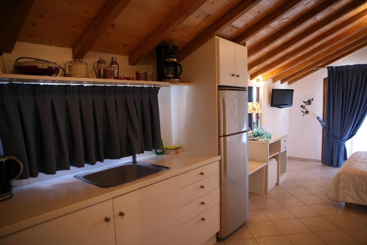 Aristotelis Apartment